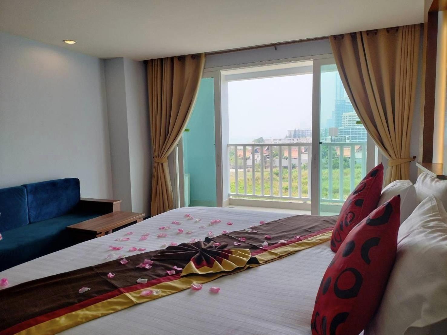 Saisawan Beach Luxury Hotel Na Chom Thian Exteriér fotografie